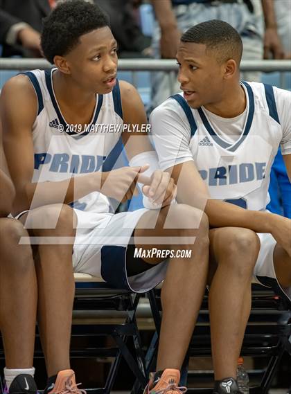 Thumbnail 2 in Bishop McGuinness vs. Henderson Collegiate (NCHSAA 1A Final) photogallery.