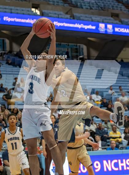 Thumbnail 2 in Bishop McGuinness vs. Henderson Collegiate (NCHSAA 1A Final) photogallery.