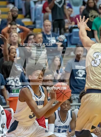 Thumbnail 3 in Bishop McGuinness vs. Henderson Collegiate (NCHSAA 1A Final) photogallery.
