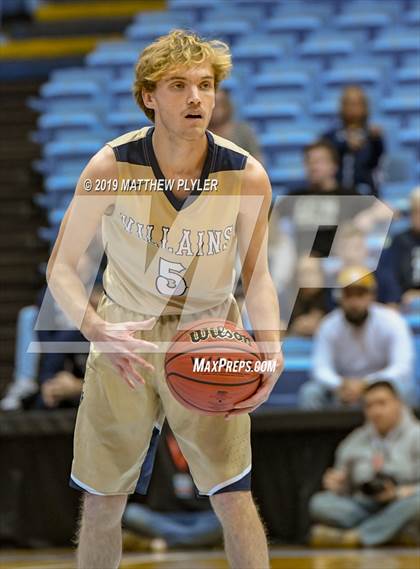 Thumbnail 2 in Bishop McGuinness vs. Henderson Collegiate (NCHSAA 1A Final) photogallery.