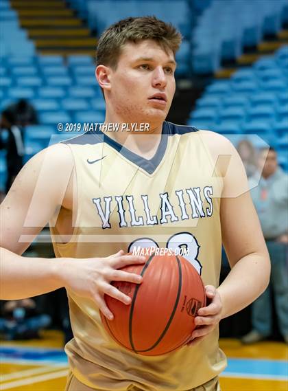 Thumbnail 3 in Bishop McGuinness vs. Henderson Collegiate (NCHSAA 1A Final) photogallery.
