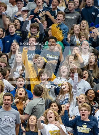 Thumbnail 3 in Bishop McGuinness vs. Henderson Collegiate (NCHSAA 1A Final) photogallery.