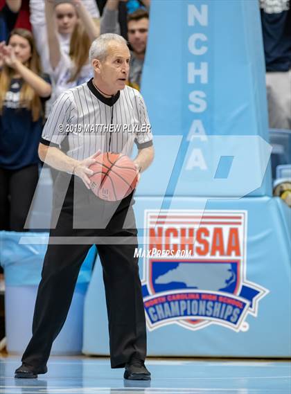 Thumbnail 2 in Bishop McGuinness vs. Henderson Collegiate (NCHSAA 1A Final) photogallery.