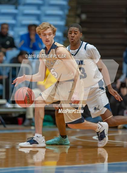 Thumbnail 3 in Bishop McGuinness vs. Henderson Collegiate (NCHSAA 1A Final) photogallery.