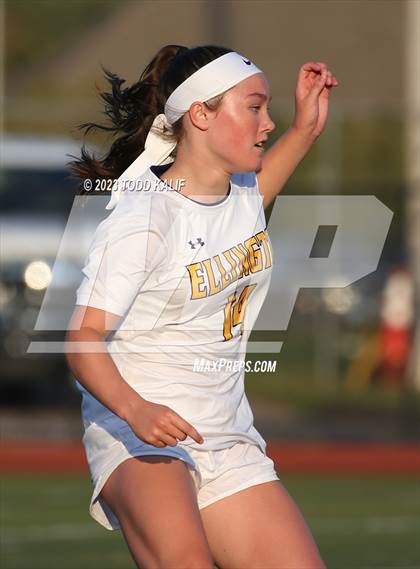 Thumbnail 1 in Ellington @ East Lyme photogallery.