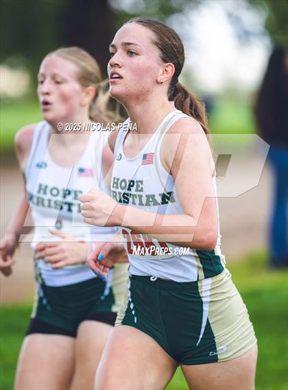 Thumbnail 3 in University of New Mexico Lobo Invitational photogallery.