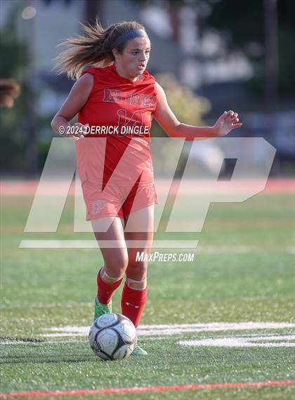 Thumbnail 1 in Mepham @ Plainedge photogallery.