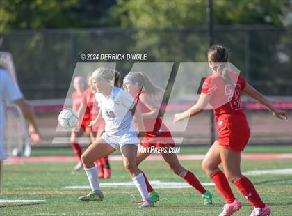Thumbnail 1 in Mepham @ Plainedge photogallery.