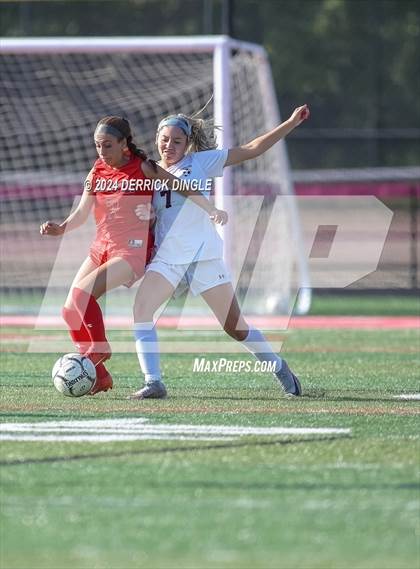 Thumbnail 3 in Mepham @ Plainedge photogallery.