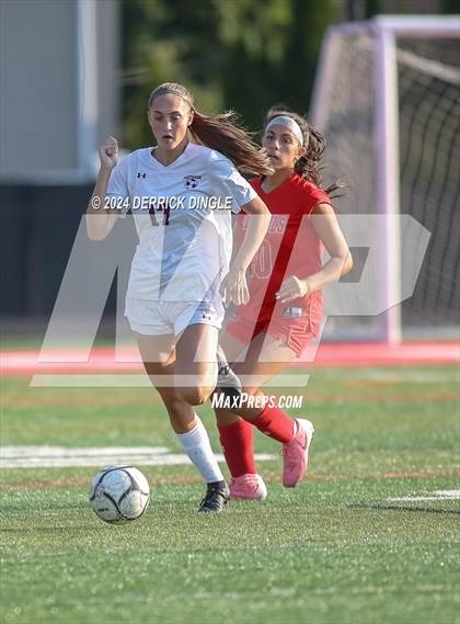 Thumbnail 2 in Mepham @ Plainedge photogallery.