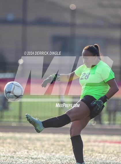 Thumbnail 3 in Mepham @ Plainedge photogallery.