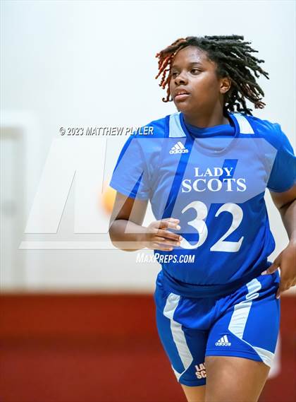 Thumbnail 2 in Scotland @ Douglas Byrd photogallery.