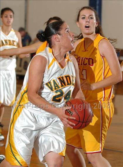 Thumbnail 3 in Chico vs. Vanden (Dorothey Speck Memorial) photogallery.