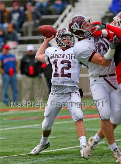 Thumbnail 2 in Garden City vs. Bellport (LI D2 Final) photogallery.