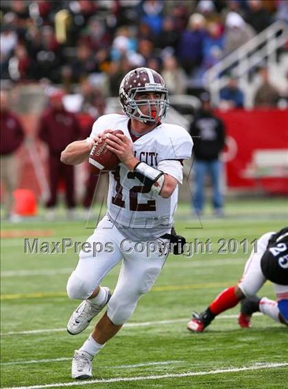 Thumbnail 2 in Garden City vs. Bellport (LI D2 Final) photogallery.