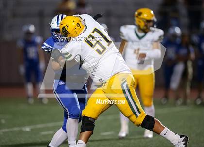 Thumbnail 3 in Moorpark vs. Burbank photogallery.