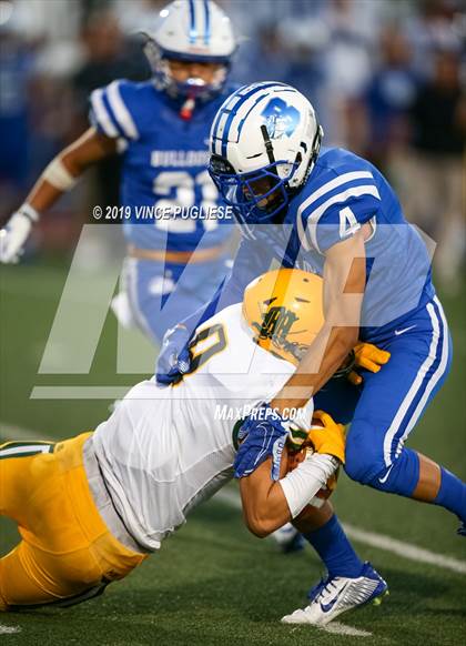 Thumbnail 2 in Moorpark vs. Burbank photogallery.