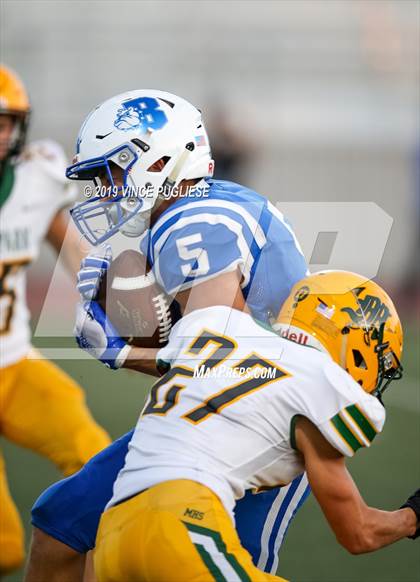 Thumbnail 2 in Moorpark vs. Burbank photogallery.