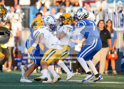 Thumbnail 3 in Moorpark vs. Burbank photogallery.