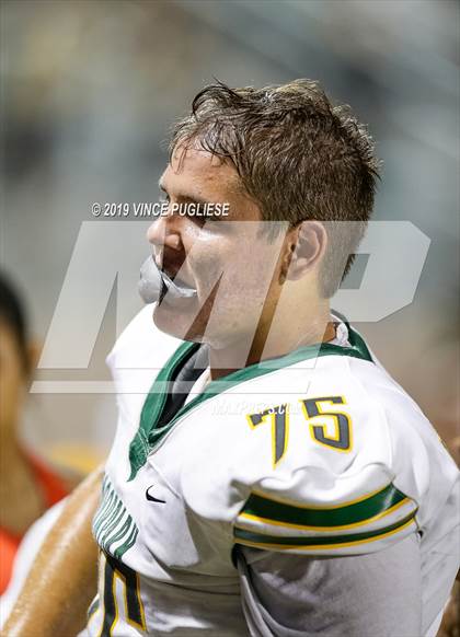 Thumbnail 2 in Moorpark vs. Burbank photogallery.