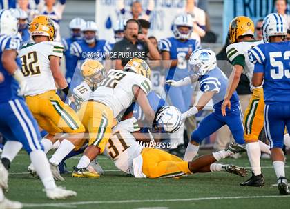 Thumbnail 2 in Moorpark vs. Burbank photogallery.