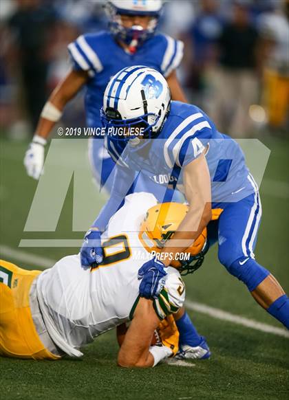 Thumbnail 3 in Moorpark vs. Burbank photogallery.