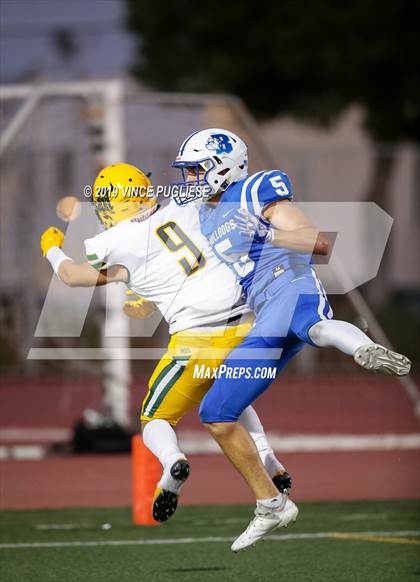 Thumbnail 2 in Moorpark vs. Burbank photogallery.