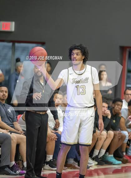 Thumbnail 3 in Southwest SD @ Foothill (CIF D5 Southern California Regional Final) photogallery.