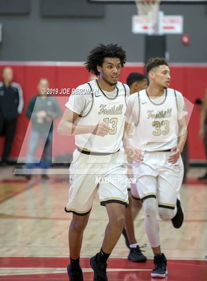 Thumbnail 1 in Southwest SD @ Foothill (CIF D5 Southern California Regional Final) photogallery.
