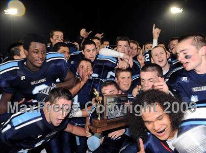 Thumbnail 2 in St. Francis vs. Bellarmine Prep (CIF CCS Open Division Final) photogallery.