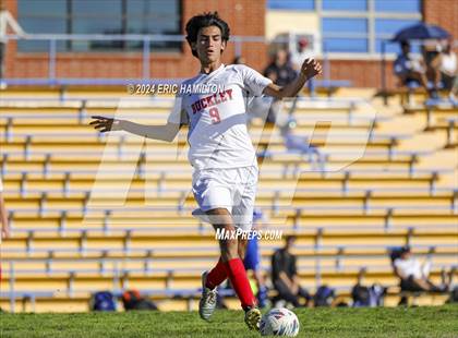 Thumbnail 3 in Buckley vs Pacifica Christian photogallery.