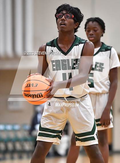 Thumbnail 2 in Southeast Raleigh @ Enloe photogallery.