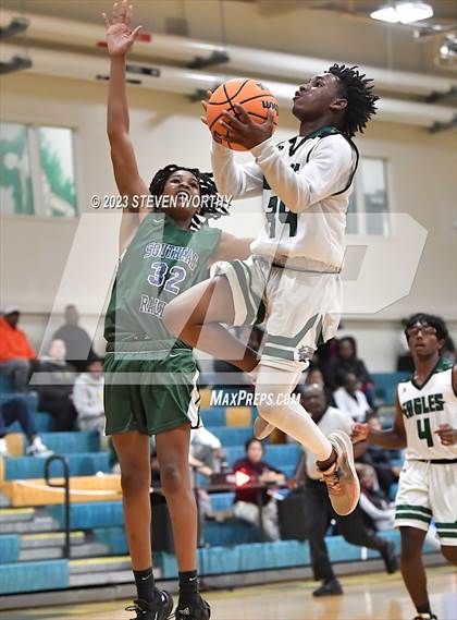 Thumbnail 2 in Southeast Raleigh @ Enloe photogallery.