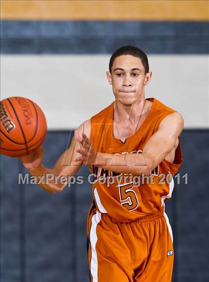 Thumbnail 3 in Madison [James] vs Westlake (McDonald's Texas Invitational) photogallery.