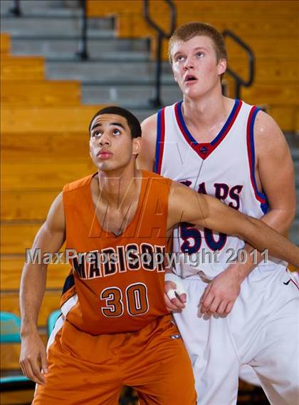 Thumbnail 3 in Madison [James] vs Westlake (McDonald's Texas Invitational) photogallery.