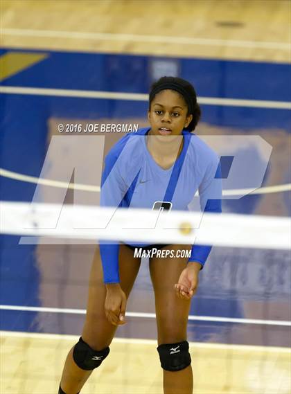 Thumbnail 2 in Frazier Mountain vs. Immanuel (CIF D5 Central Section Chmpionship) photogallery.