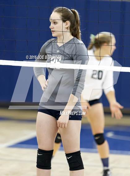 Thumbnail 3 in Frazier Mountain vs. Immanuel (CIF D5 Central Section Chmpionship) photogallery.