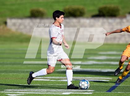Thumbnail 3 in Loomis Chaffee @ Trinity-Pawling photogallery.