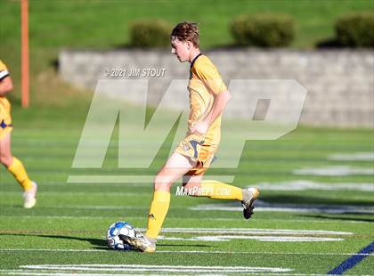 Thumbnail 2 in Loomis Chaffee @ Trinity-Pawling photogallery.
