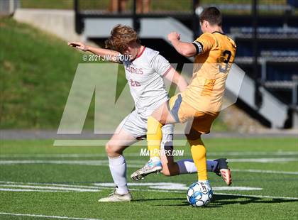 Thumbnail 3 in Loomis Chaffee @ Trinity-Pawling photogallery.