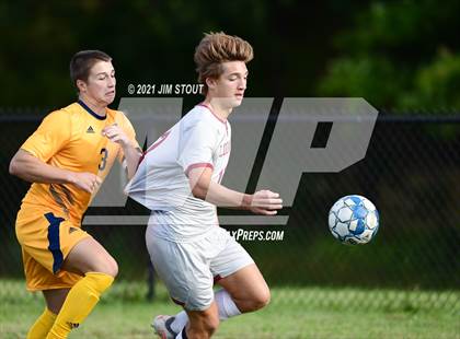 Thumbnail 3 in Loomis Chaffee @ Trinity-Pawling photogallery.