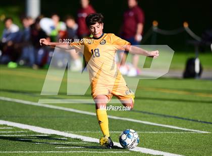 Thumbnail 3 in Loomis Chaffee @ Trinity-Pawling photogallery.