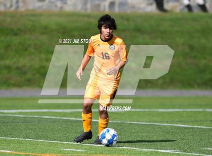 Thumbnail 3 in Loomis Chaffee @ Trinity-Pawling photogallery.