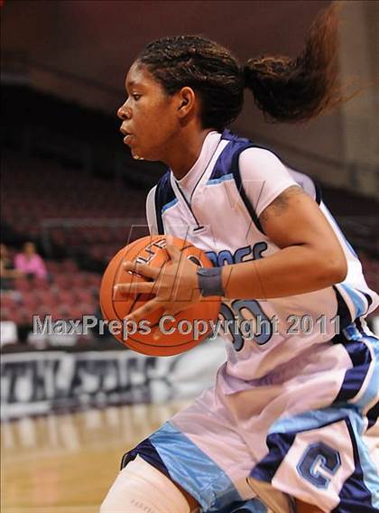 Thumbnail 2 in Liberty vs. Centennial (NIAA D4A Final) photogallery.