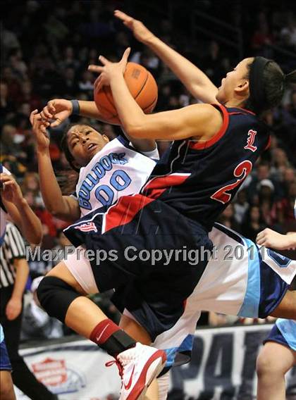 Thumbnail 2 in Liberty vs. Centennial (NIAA D4A Final) photogallery.