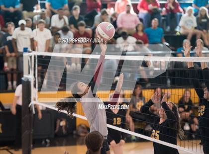 Thumbnail 1 in Dunham @ Haynes Academy (LHSAA Division IV 2nd Round Playoff) photogallery.