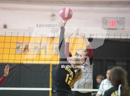 Thumbnail 1 in Dunham @ Haynes Academy (LHSAA Division IV 2nd Round Playoff) photogallery.