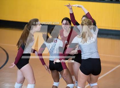 Thumbnail 3 in Dunham @ Haynes Academy (LHSAA Division IV 2nd Round Playoff) photogallery.