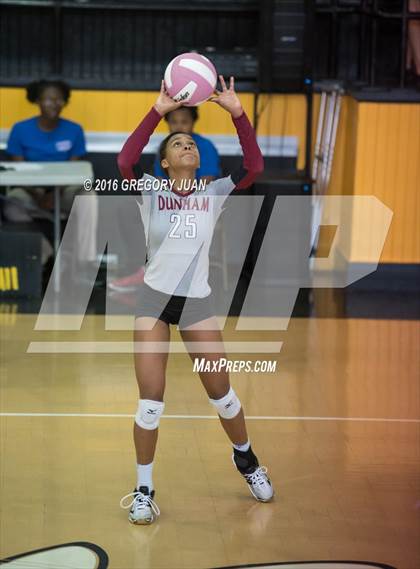 Thumbnail 3 in Dunham @ Haynes Academy (LHSAA Division IV 2nd Round Playoff) photogallery.