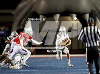 Thumbnail 3 in De La Salle @ Folsom photogallery.